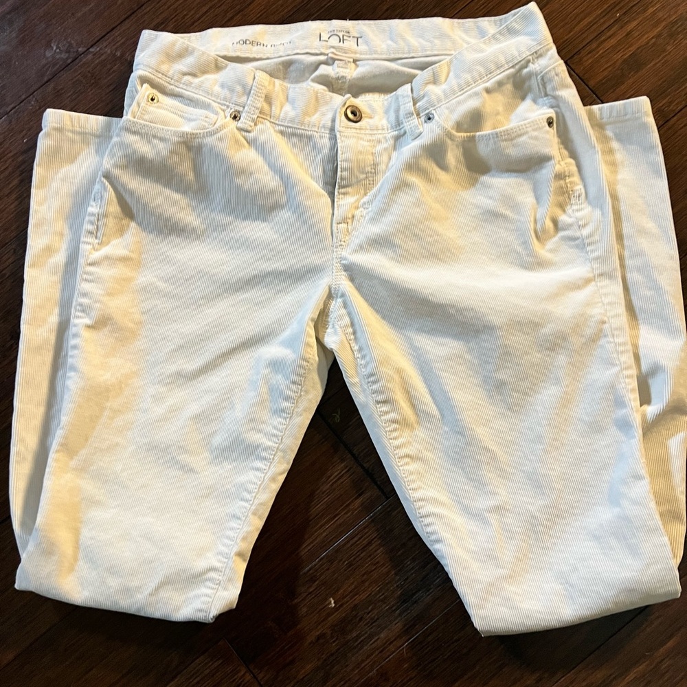 Ann Taylor LOFT Cream /Modern Boot Cut Corduroy Jeans:/6P Petite